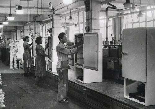 1952-Kühlschrank-Fertigung im Werk Giengen
